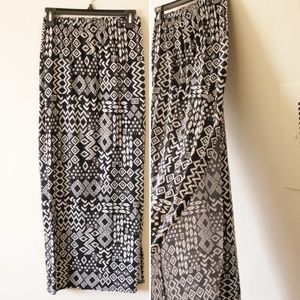 5 for 20  💕Derek Heart Maxi Skirt w/Slit